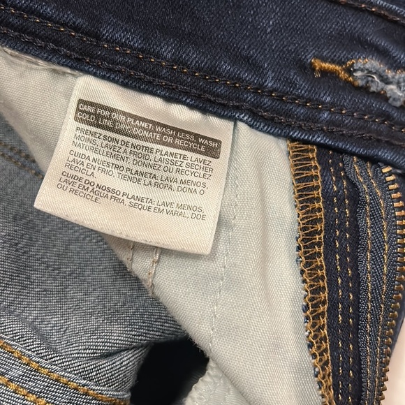 Women's Levi's 512 Perfectly Slimming Skinny Jeans size 6- like new condition - Picture 10 of 13